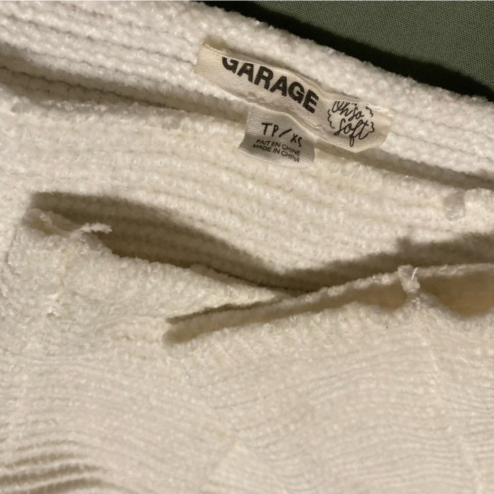 Cropped sweater - Picture 4 of 9